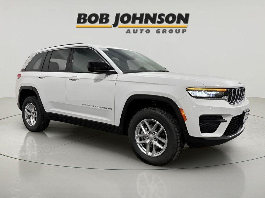 new 2025 Jeep Grand Cherokee car, priced at $35,809