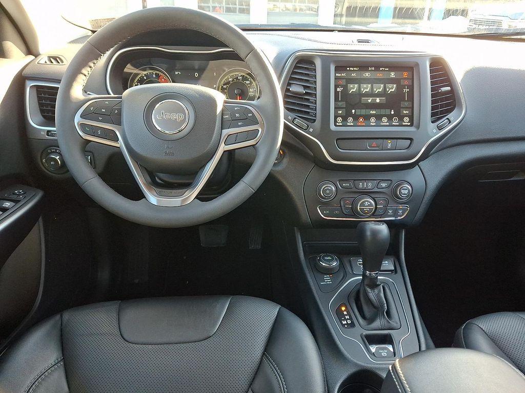 used 2022 Jeep Cherokee car, priced at $25,813