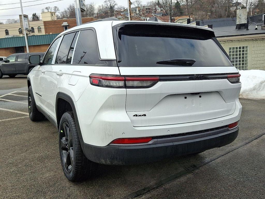 new 2026 Jeep Grand Cherokee car, priced at $50,210
