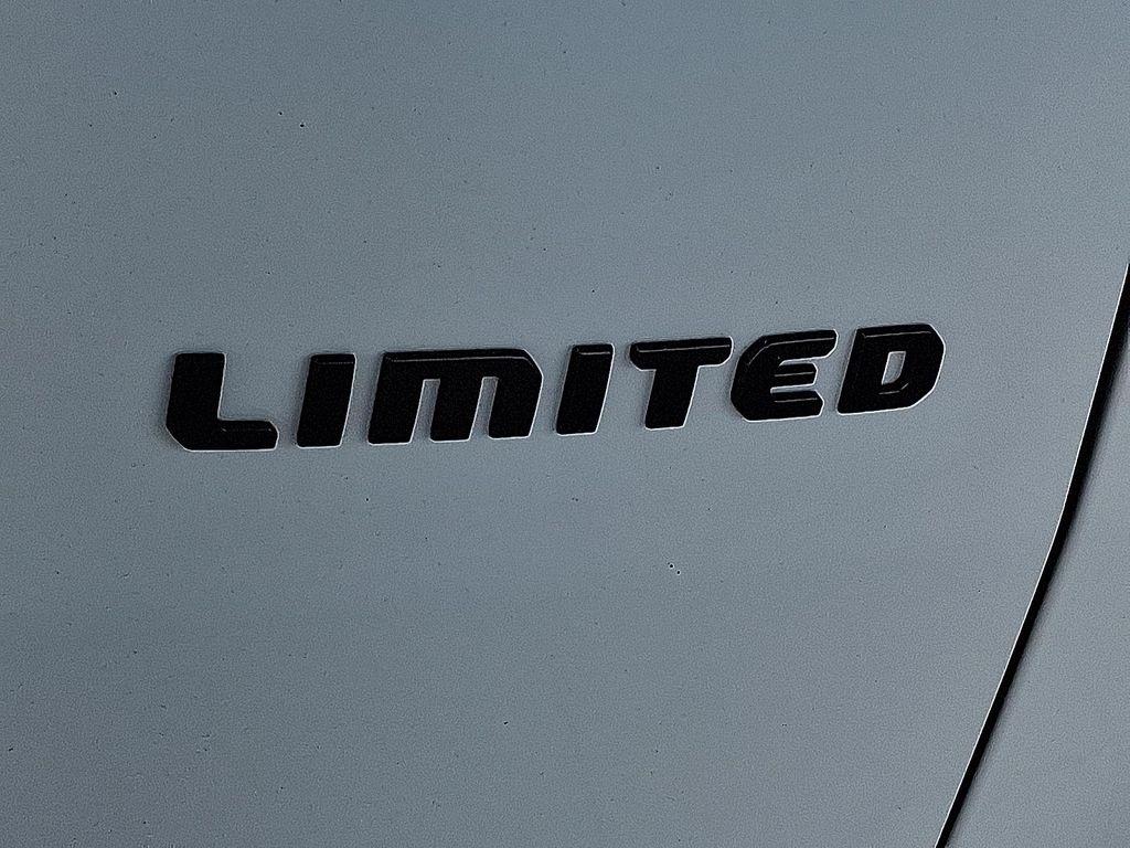 new 2026 Jeep Cherokee car, priced at $42,220