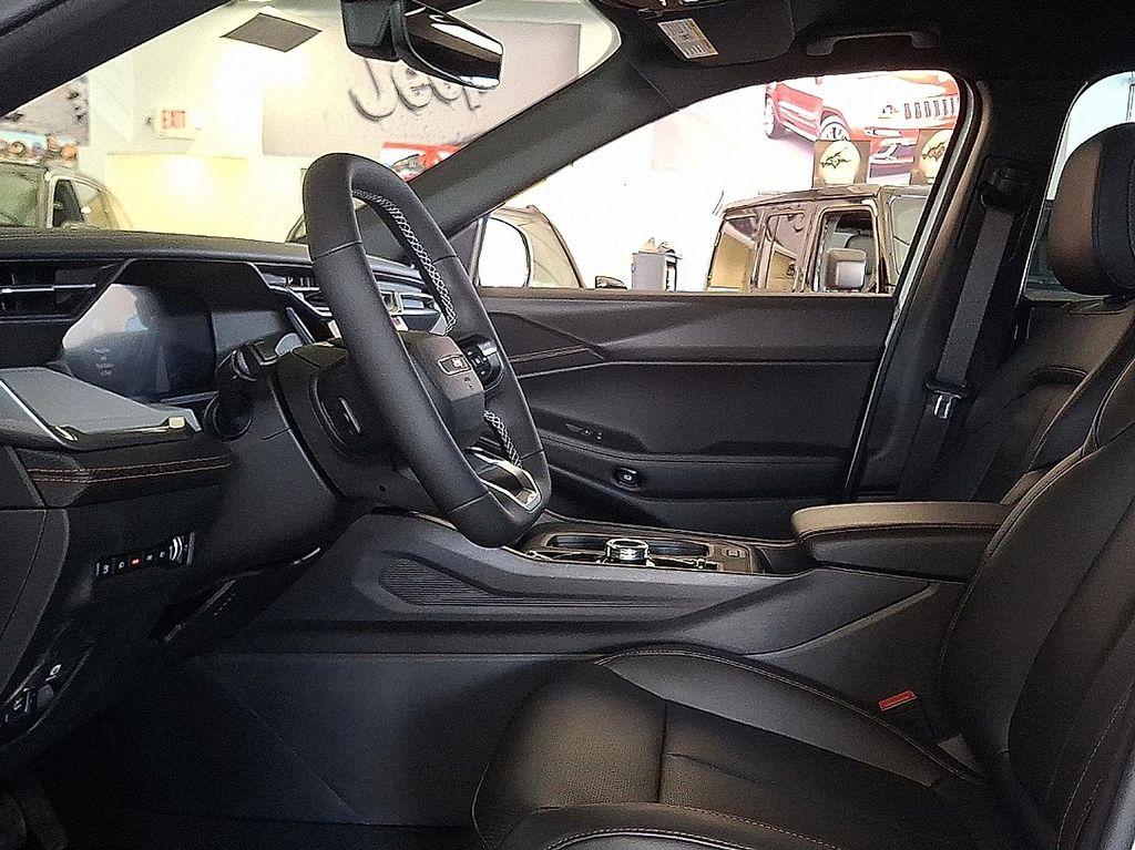 new 2026 Jeep Cherokee car, priced at $42,220