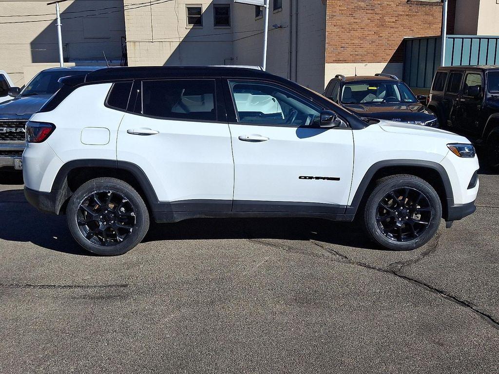used 2022 Jeep Compass car, priced at $21,345