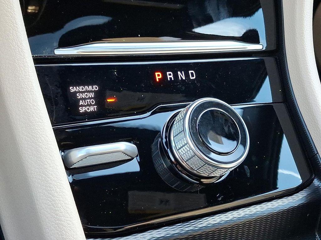 new 2025 Jeep Grand Cherokee L car, priced at $52,440