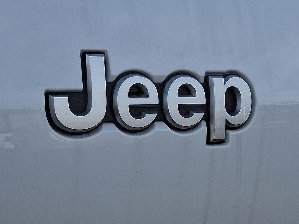 new 2025 Jeep Grand Cherokee L car, priced at $52,440