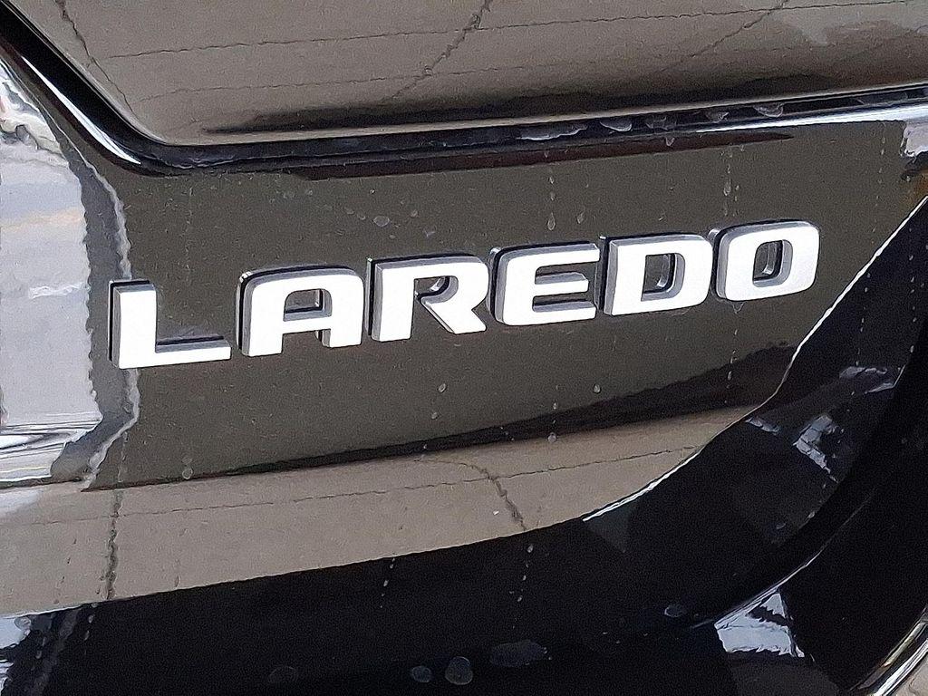 new 2025 Jeep Grand Cherokee car, priced at $42,975