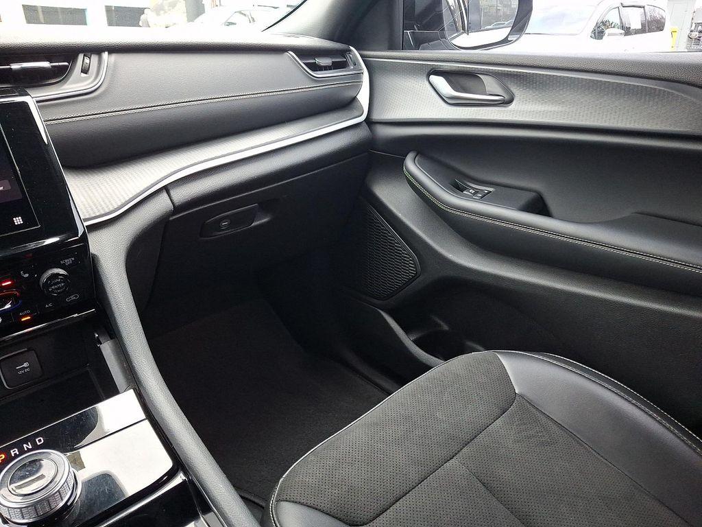 used 2023 Jeep Grand Cherokee car, priced at $33,922