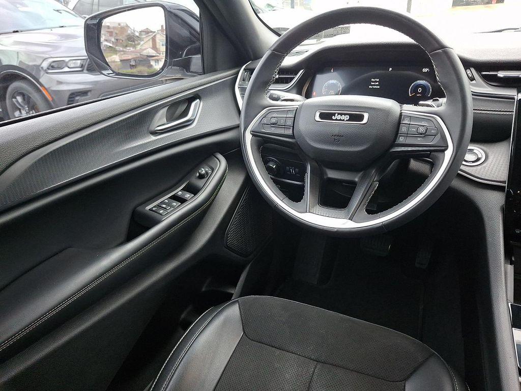 used 2023 Jeep Grand Cherokee car, priced at $33,922