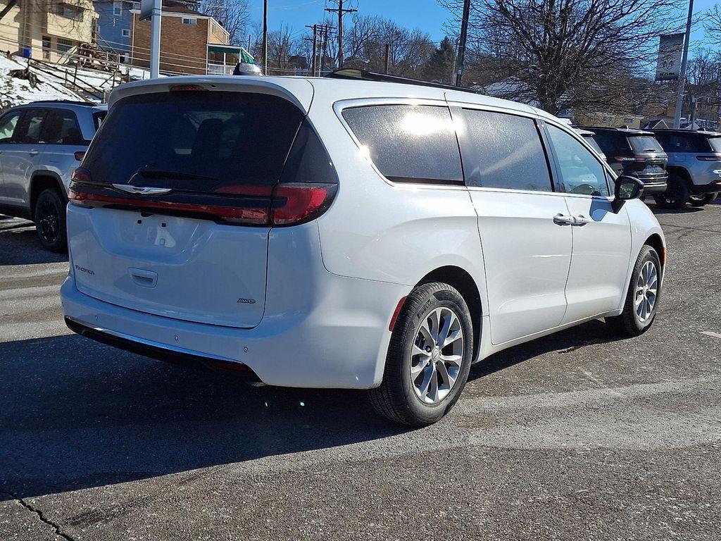 new 2026 Chrysler Pacifica car, priced at $51,005