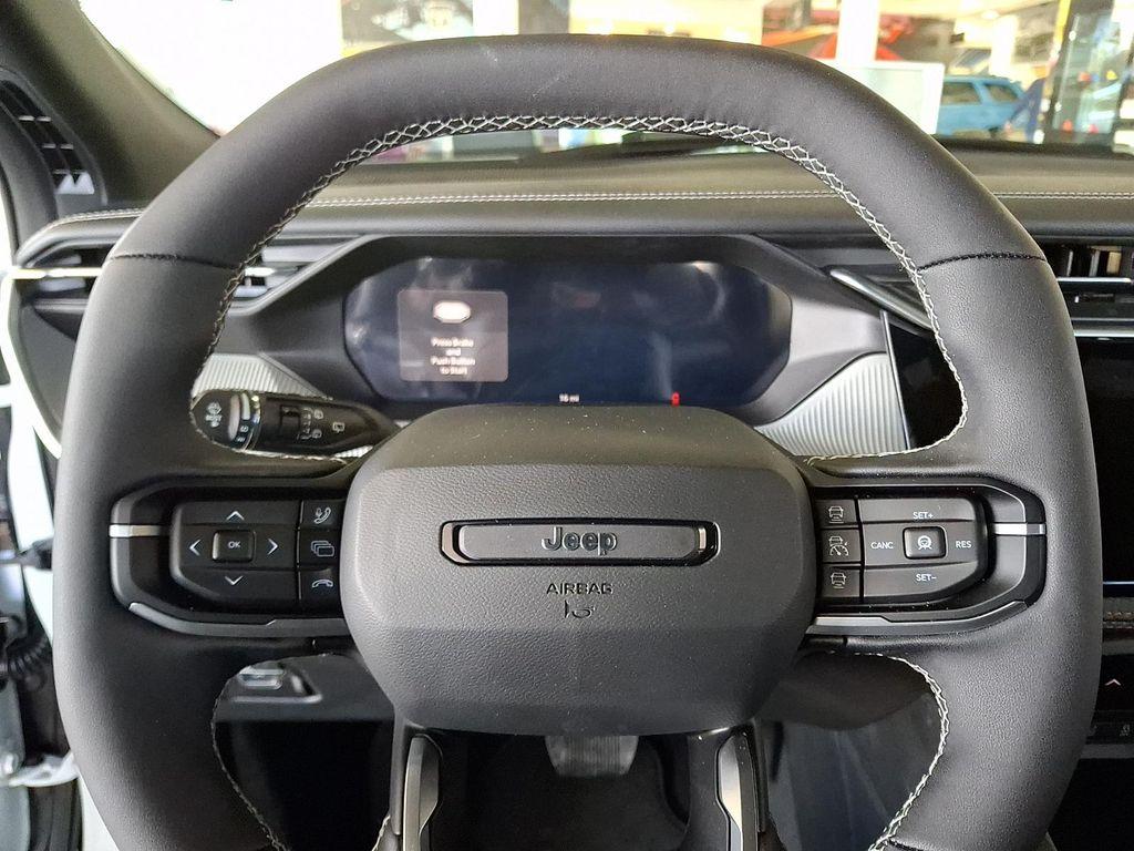 new 2026 Jeep Cherokee car, priced at $42,220