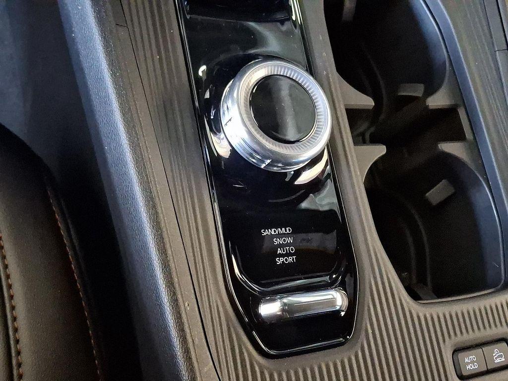 new 2026 Jeep Cherokee car, priced at $42,220