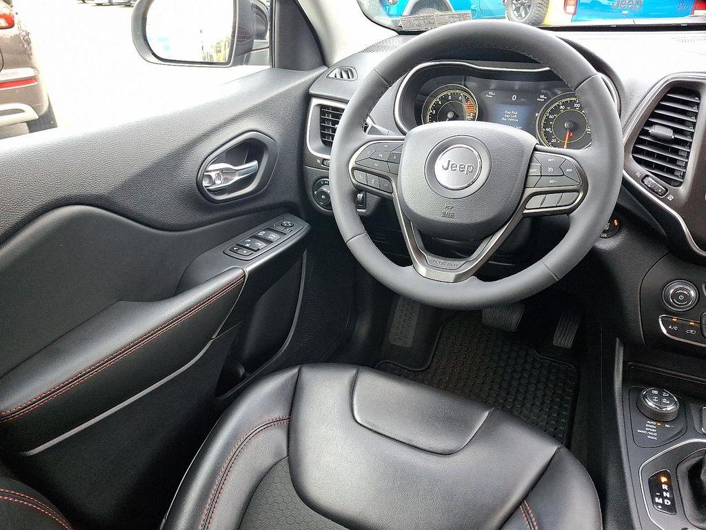 used 2022 Jeep Cherokee car, priced at $27,998