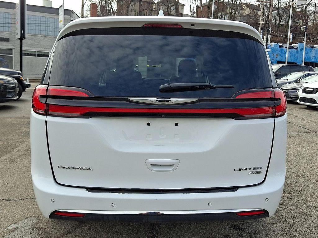 used 2021 Chrysler Pacifica car, priced at $23,342