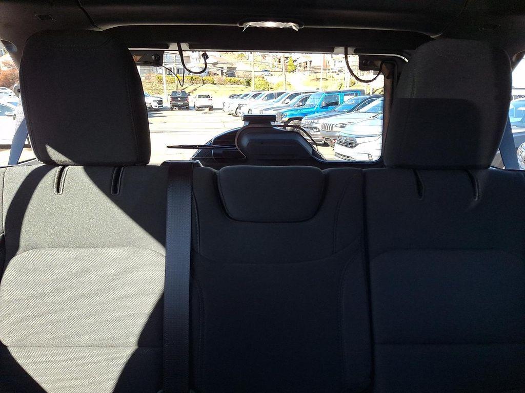 used 2022 Jeep Wrangler Unlimited car, priced at $31,817