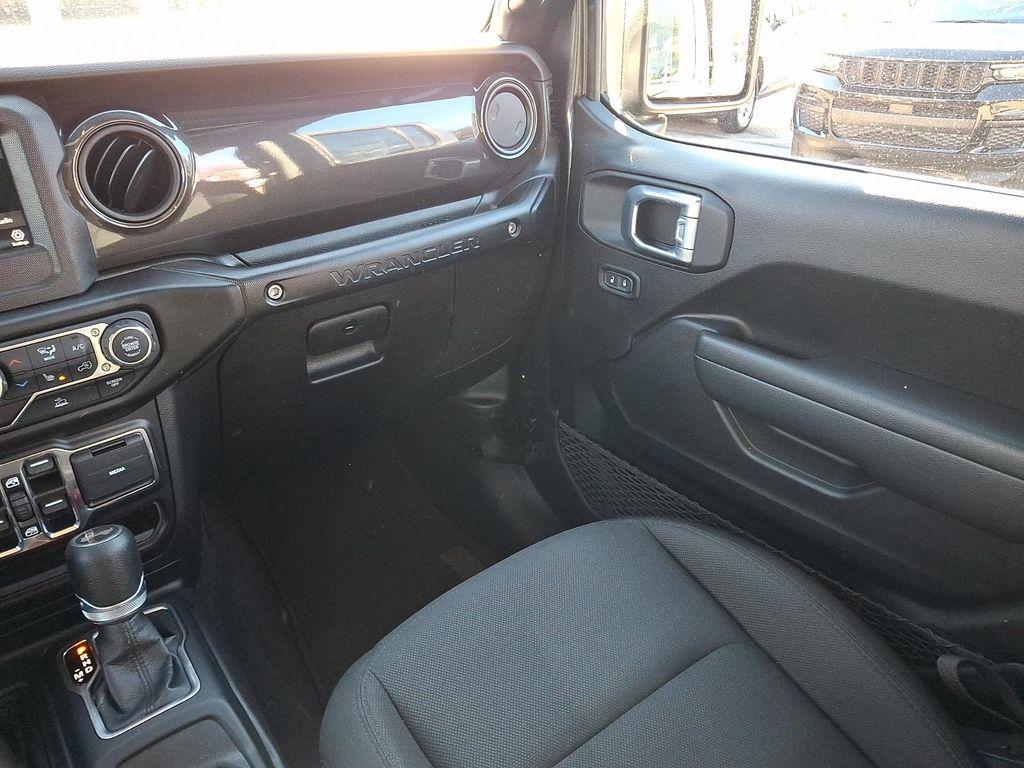 used 2022 Jeep Wrangler Unlimited car, priced at $31,817