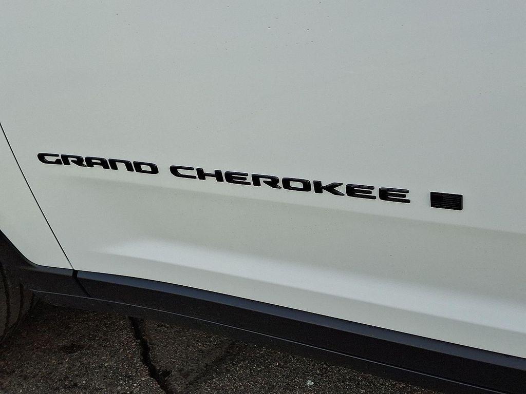 new 2025 Jeep Grand Cherokee L car, priced at $50,380