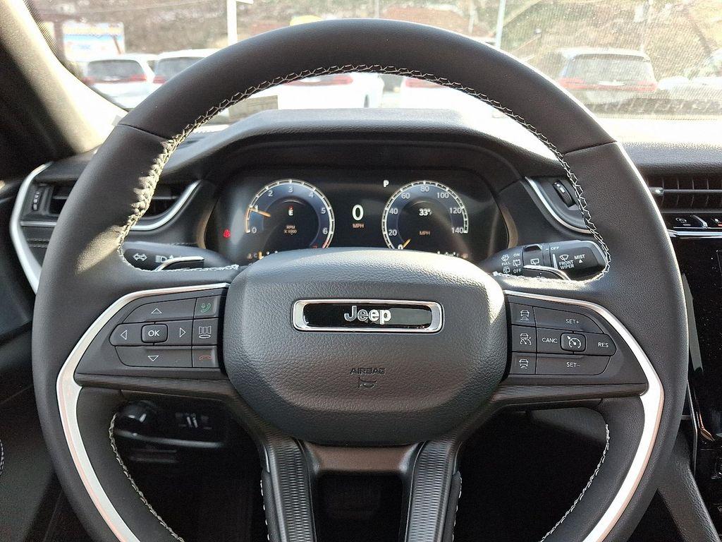 new 2025 Jeep Grand Cherokee L car, priced at $50,380