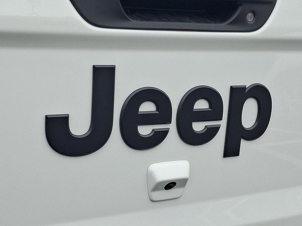 new 2026 Jeep Gladiator car, priced at $49,260