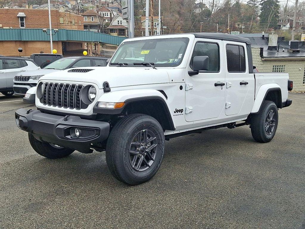 new 2026 Jeep Gladiator car, priced at $49,260