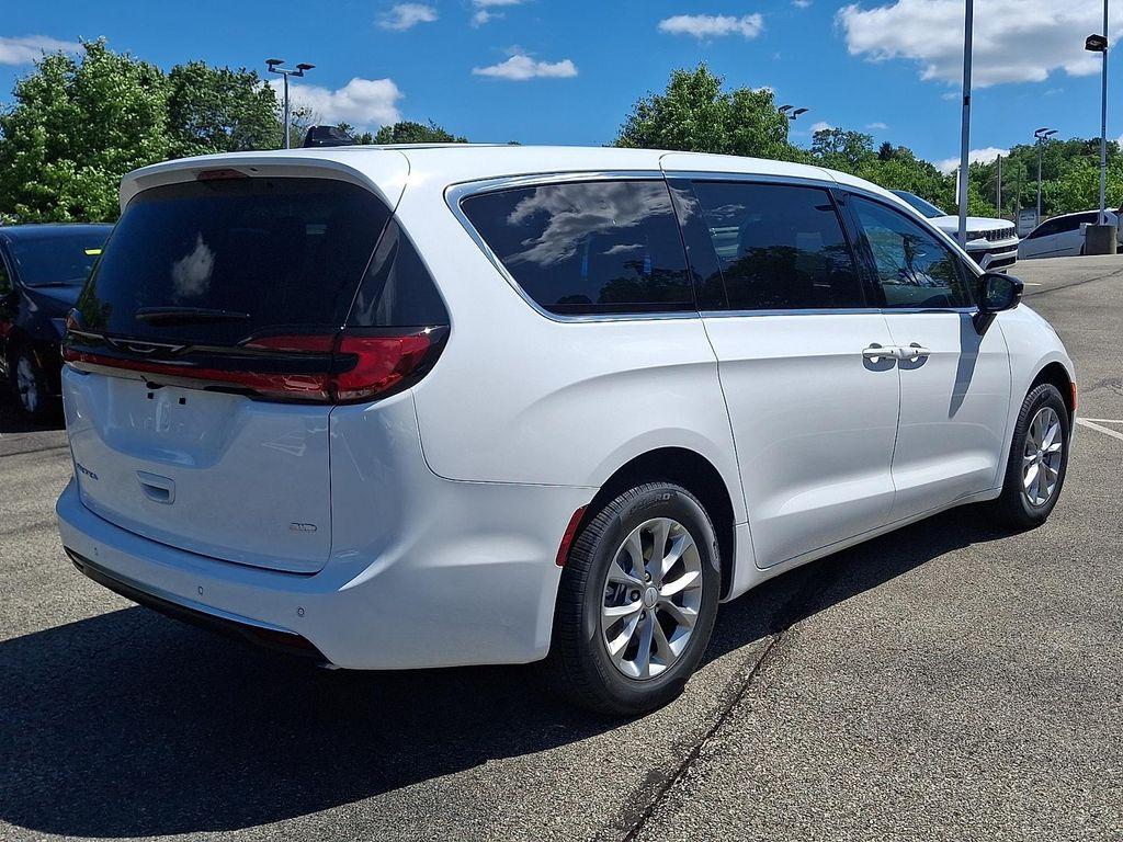 new 2027 Chrysler Pacifica car, priced at $51,470