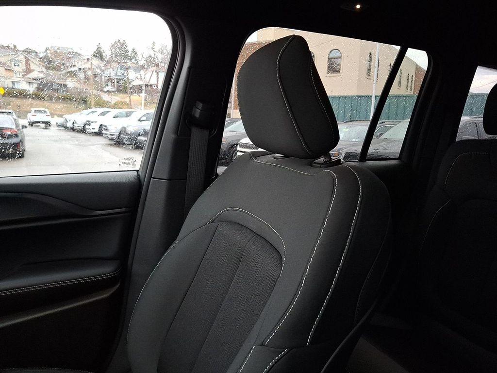 used 2025 Jeep Grand Cherokee car, priced at $35,939