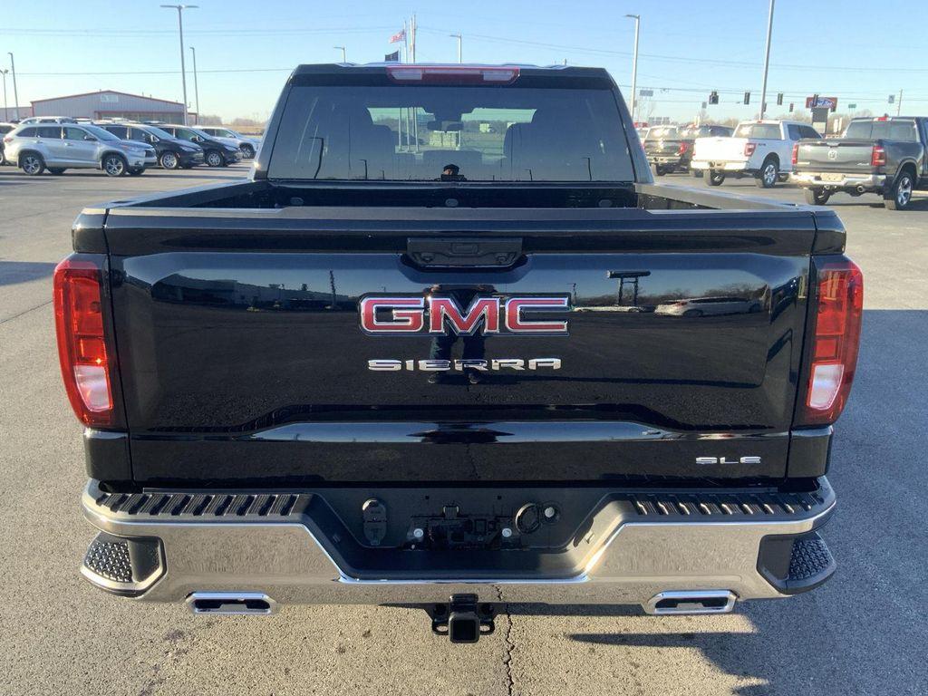new 2026 GMC Sierra 1500 car, priced at $52,362