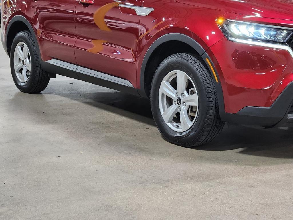 used 2023 Kia Sorento car, priced at $24,687