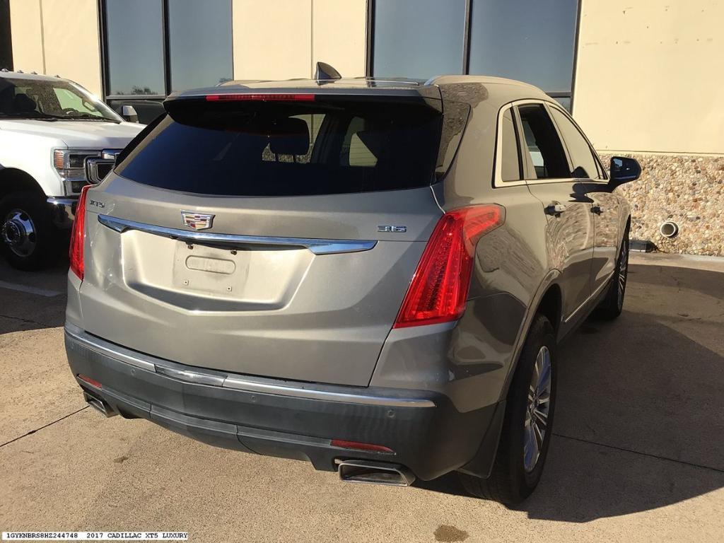 used 2017 Cadillac XT5 car, priced at $14,031