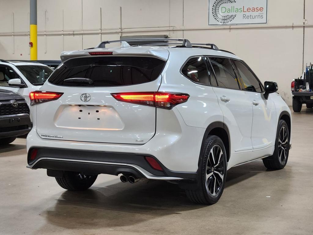 used 2022 Toyota Highlander car, priced at $26,335