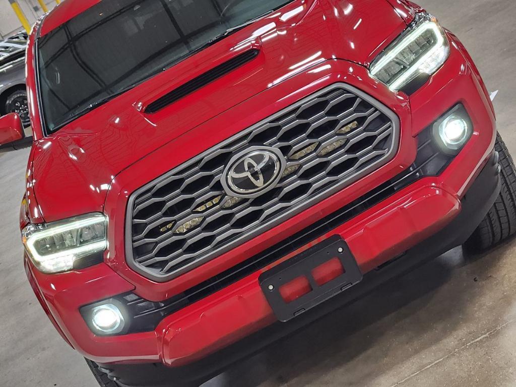 used 2022 Toyota Tacoma car, priced at $31,364