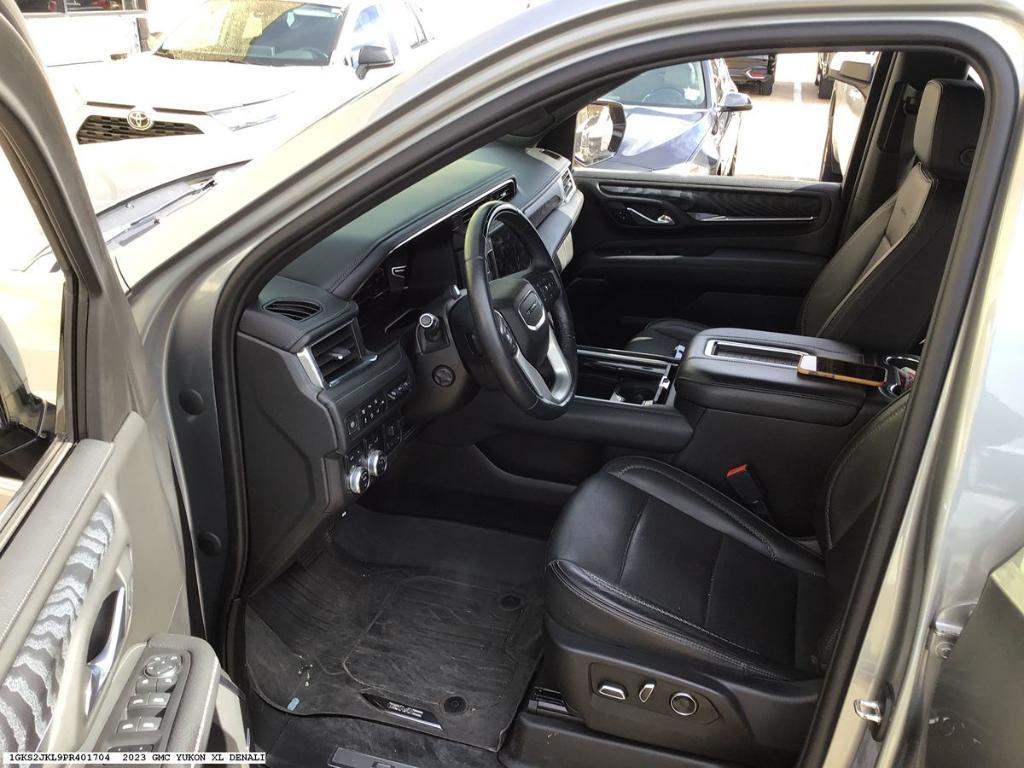 used 2023 GMC Yukon XL car, priced at $67,225