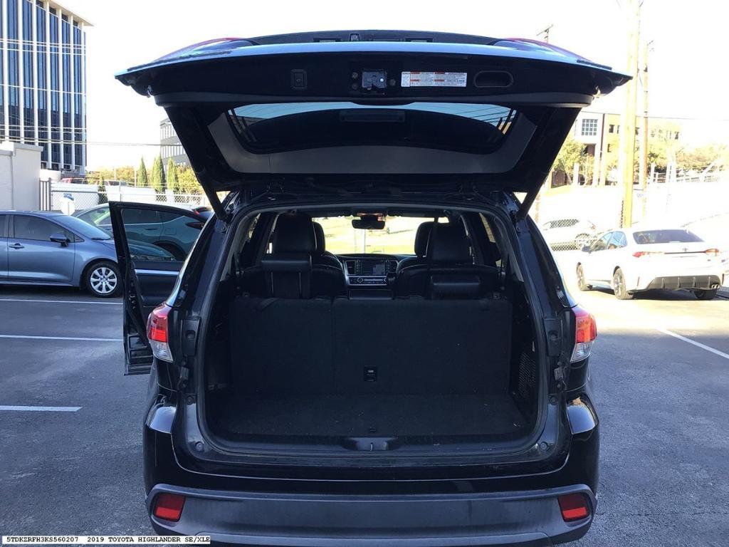 used 2019 Toyota Highlander car, priced at $25,874