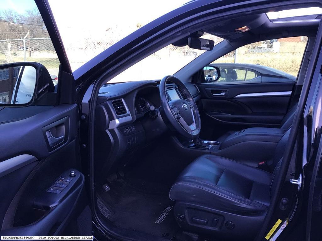 used 2019 Toyota Highlander car, priced at $25,874