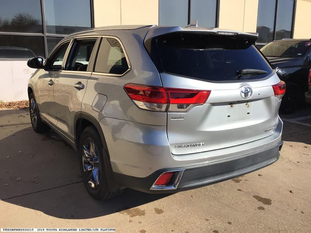 used 2019 Toyota Highlander car, priced at $32,977