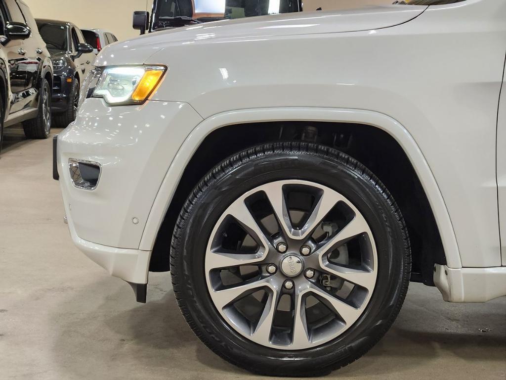 used 2017 Jeep Grand Cherokee car, priced at $15,696