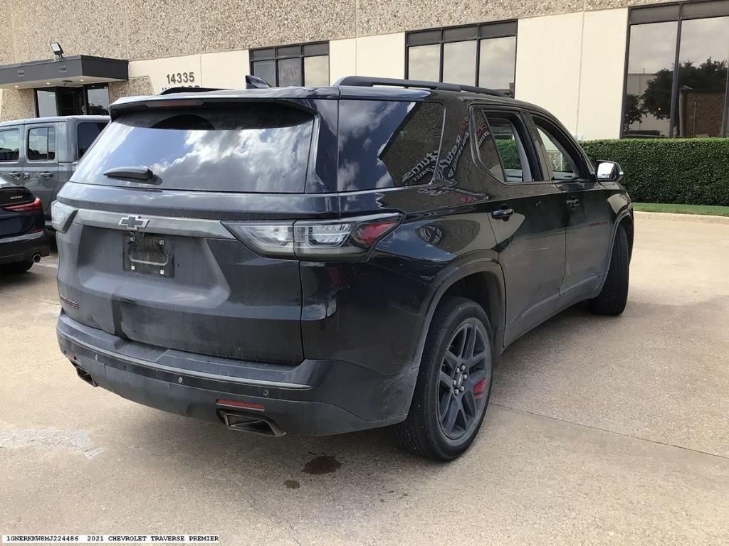 used 2021 Chevrolet Traverse car, priced at $32,988