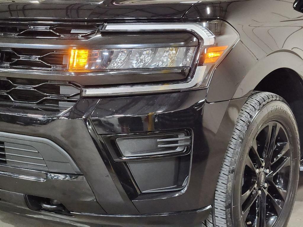 used 2022 Ford Expedition car, priced at $42,234