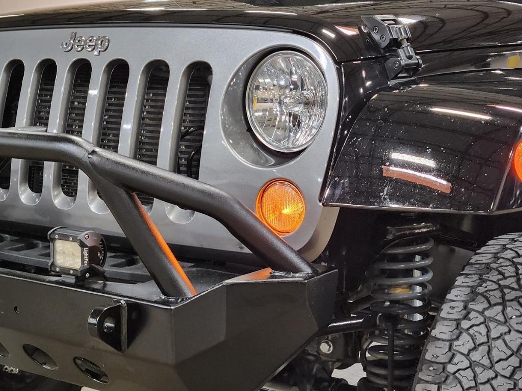 used 2015 Jeep Wrangler Unlimited car, priced at $18,857