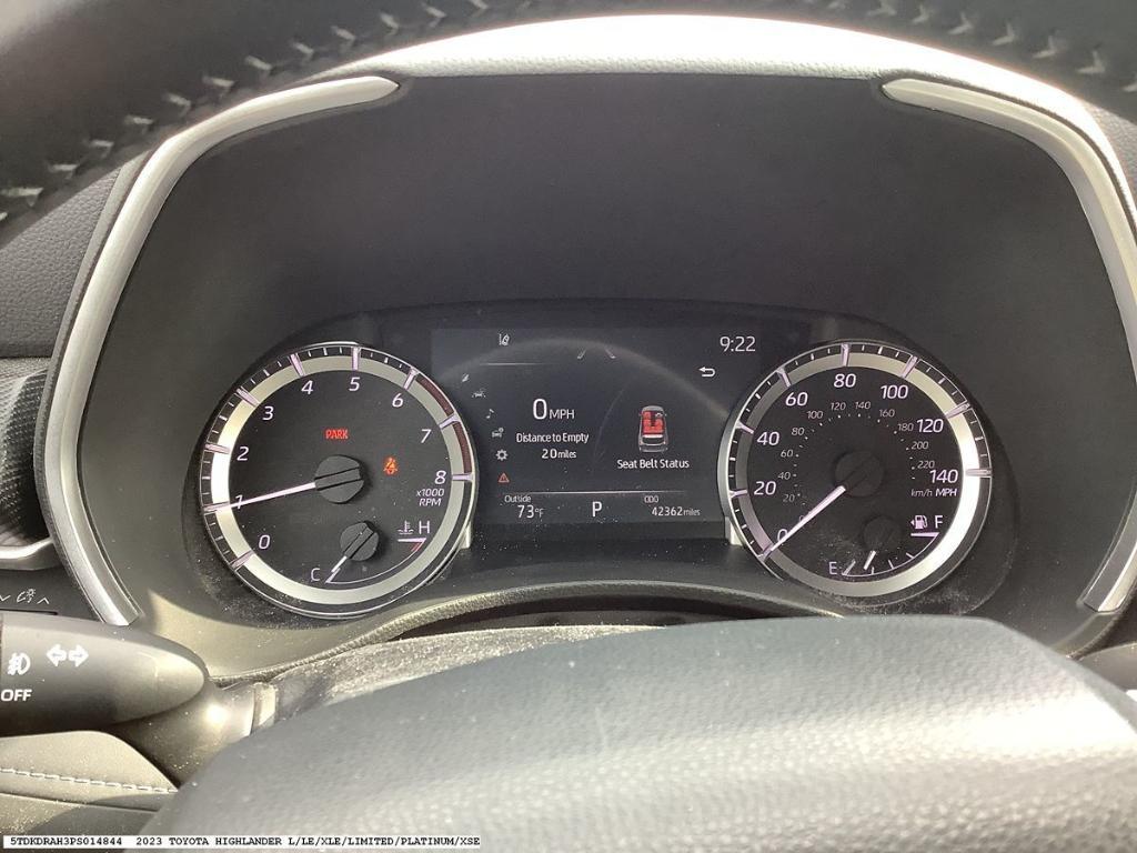 used 2023 Toyota Highlander car, priced at $39,062