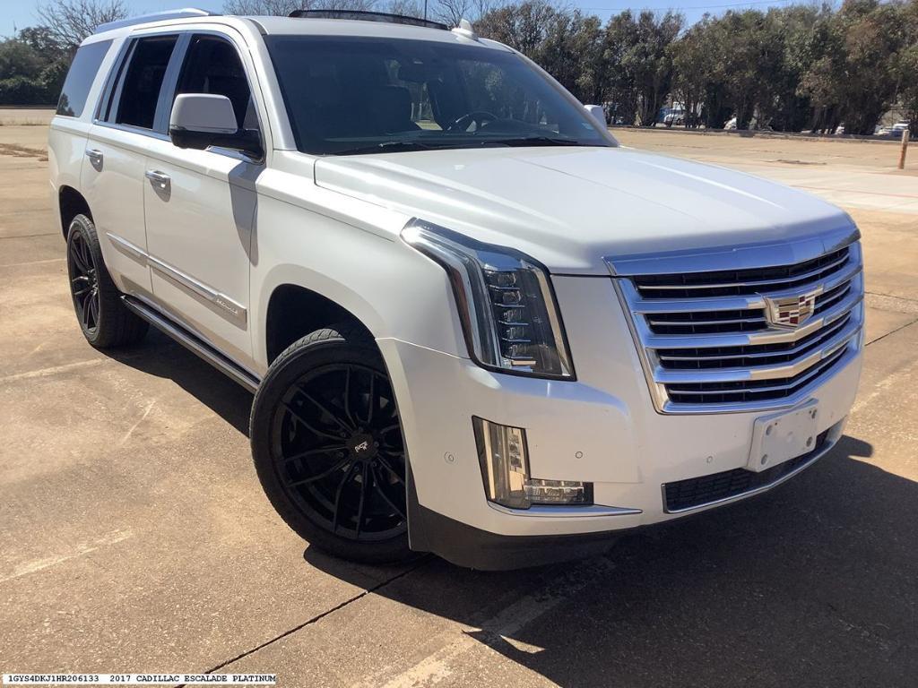 used 2017 Cadillac Escalade car, priced at $23,875