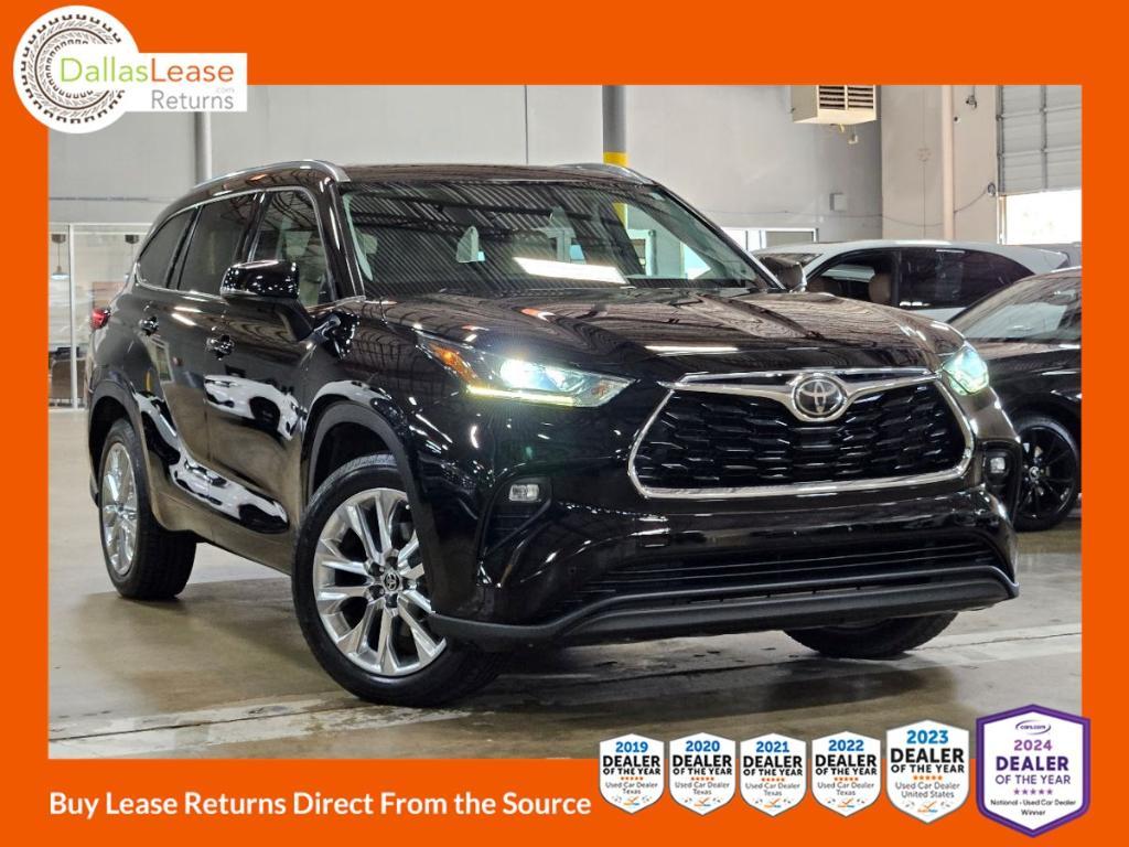 used 2021 Toyota Highlander car, priced at $38,824