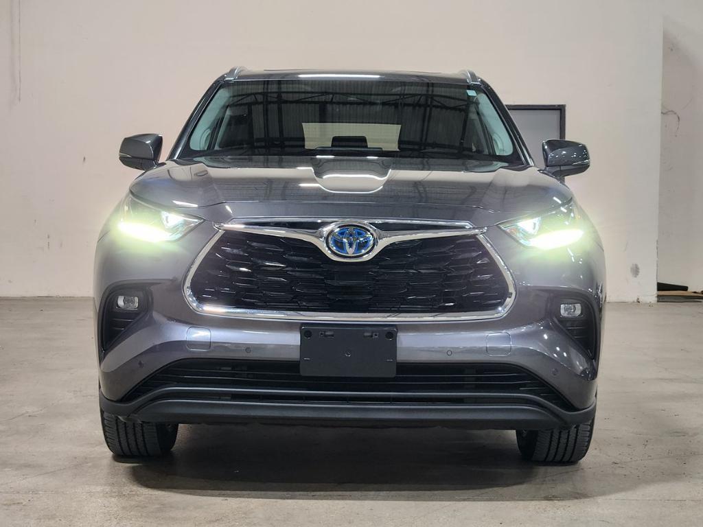 used 2021 Toyota Highlander Hybrid car, priced at $38,852