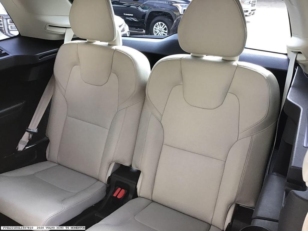 used 2020 Volvo XC90 car, priced at $23,625