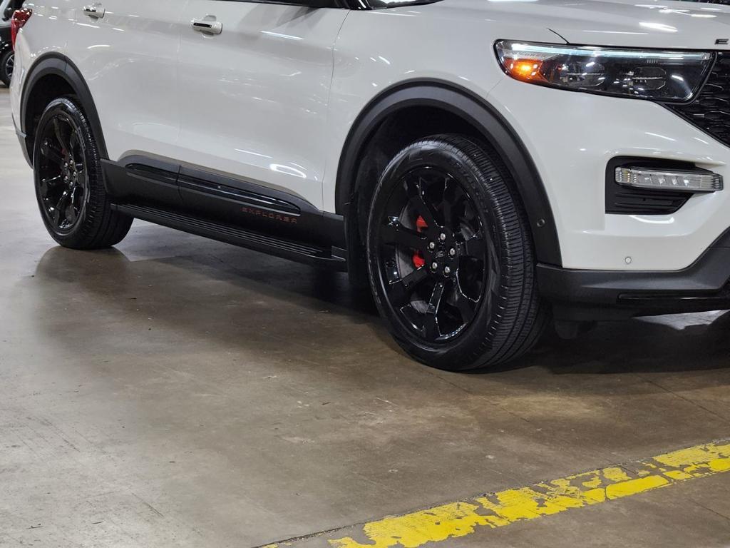 used 2022 Ford Explorer car, priced at $31,144
