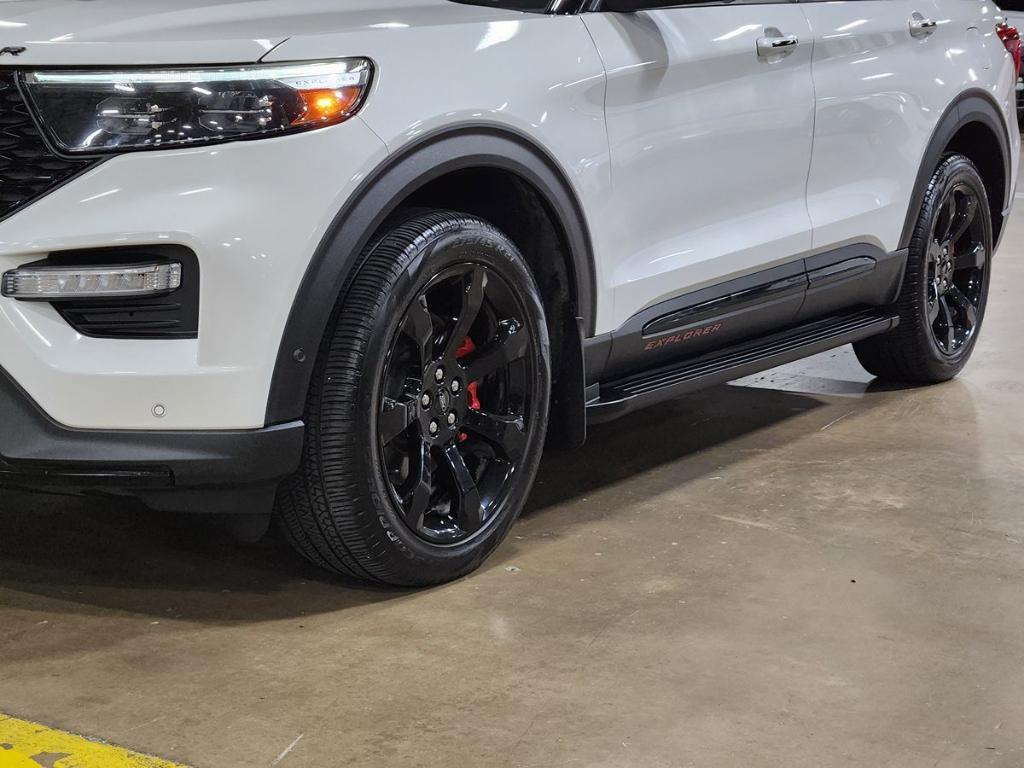 used 2022 Ford Explorer car, priced at $31,144