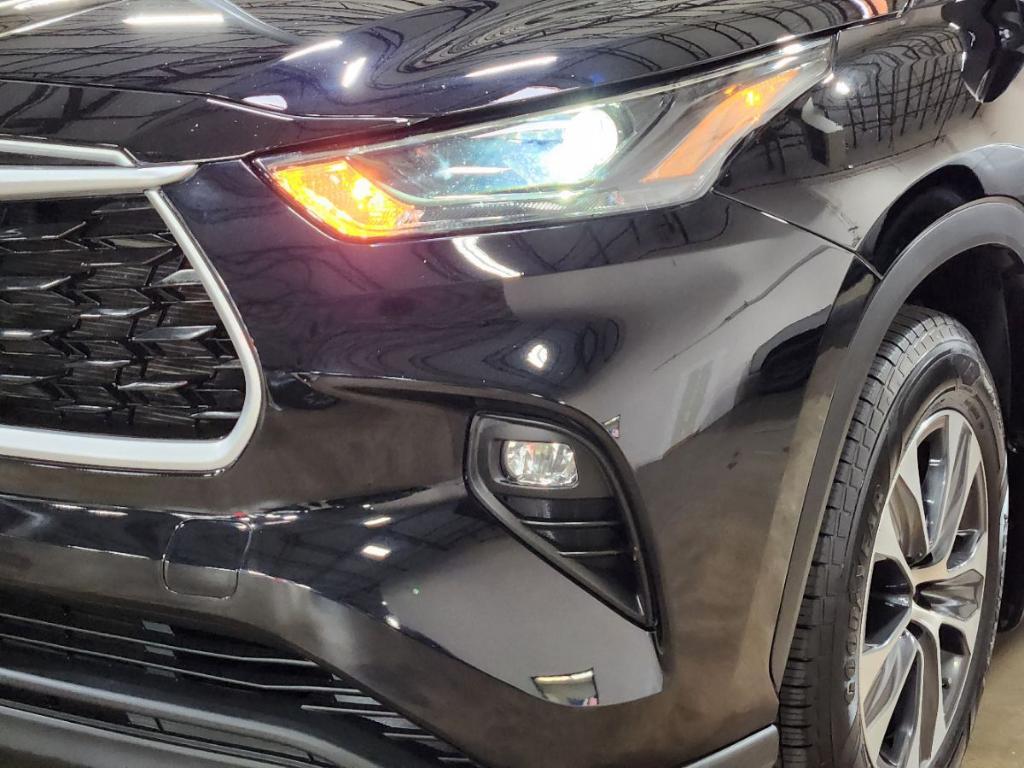 used 2023 Toyota Highlander car, priced at $30,935