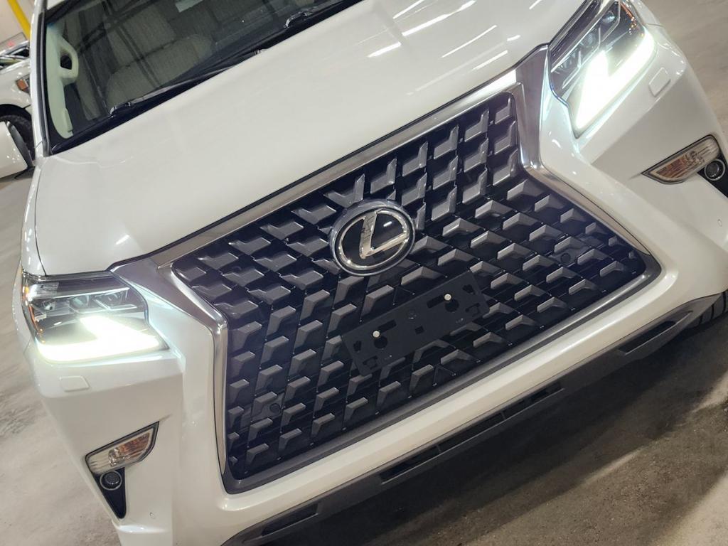 used 2022 Lexus GX 460 car, priced at $49,062