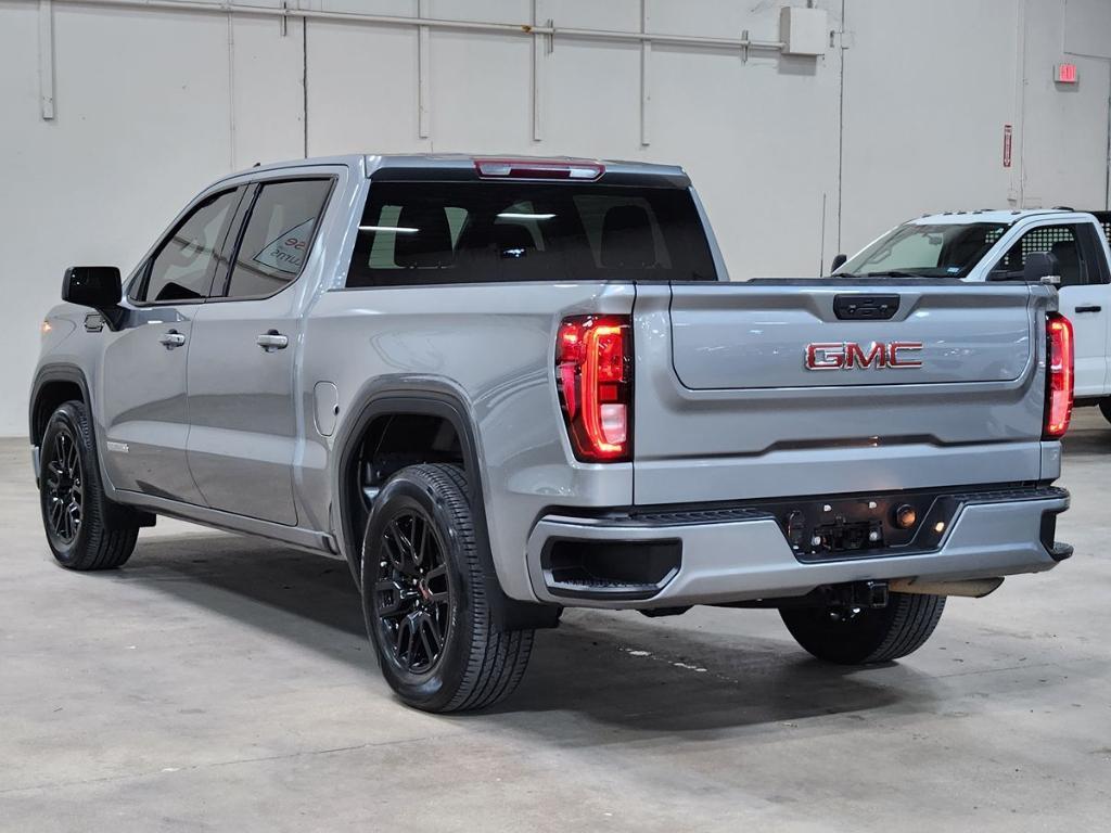 used 2023 GMC Sierra 1500 car, priced at $35,212