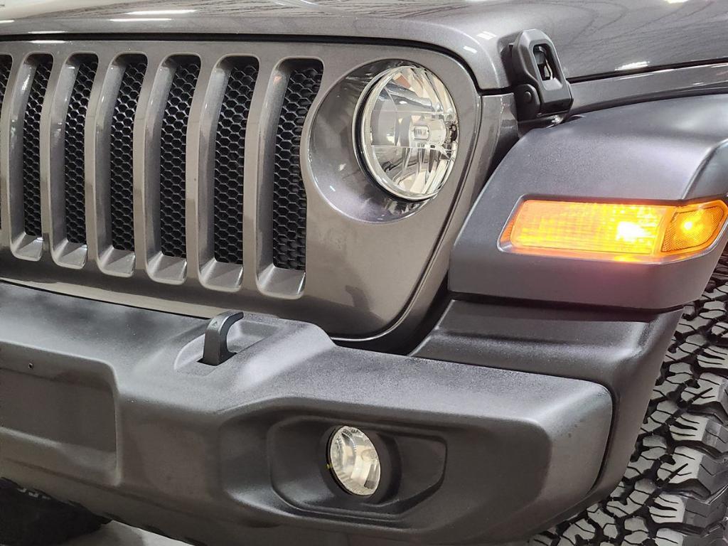 used 2018 Jeep Wrangler Unlimited car, priced at $21,824