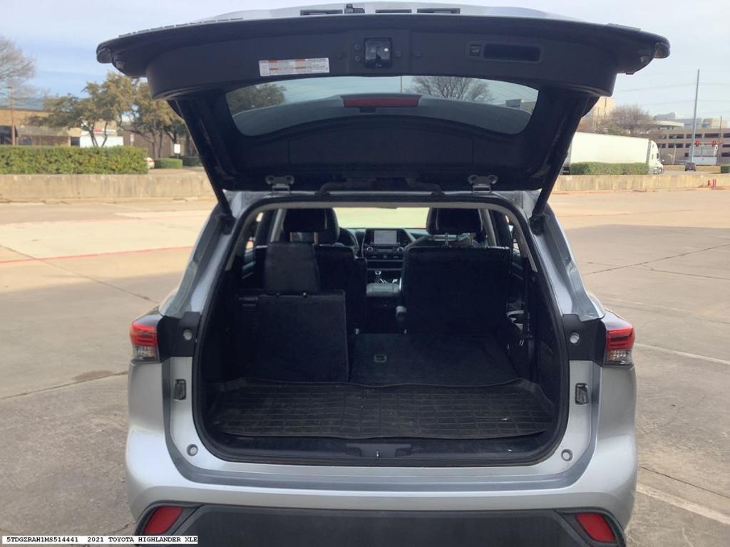 used 2021 Toyota Highlander car, priced at $30,402