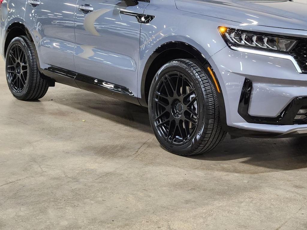 used 2022 Kia Sorento car, priced at $28,919
